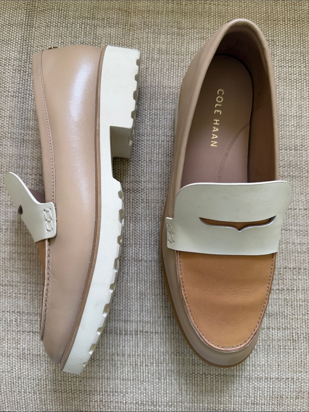 Cole Haan Women's Geneva Loafer Two-Tone Leather Penny Loafer Lug Sole Tan Ivory